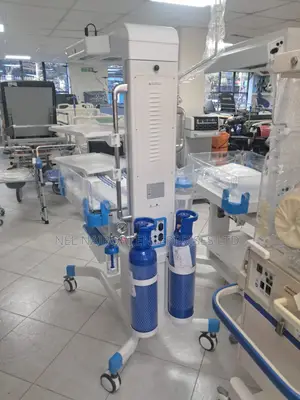 Infant Radiant Warmer With Oxygen Cylinder Phototherapy BRW-4000b