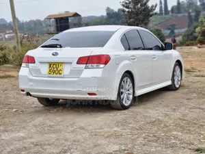 Subaru Legacy 2012 White