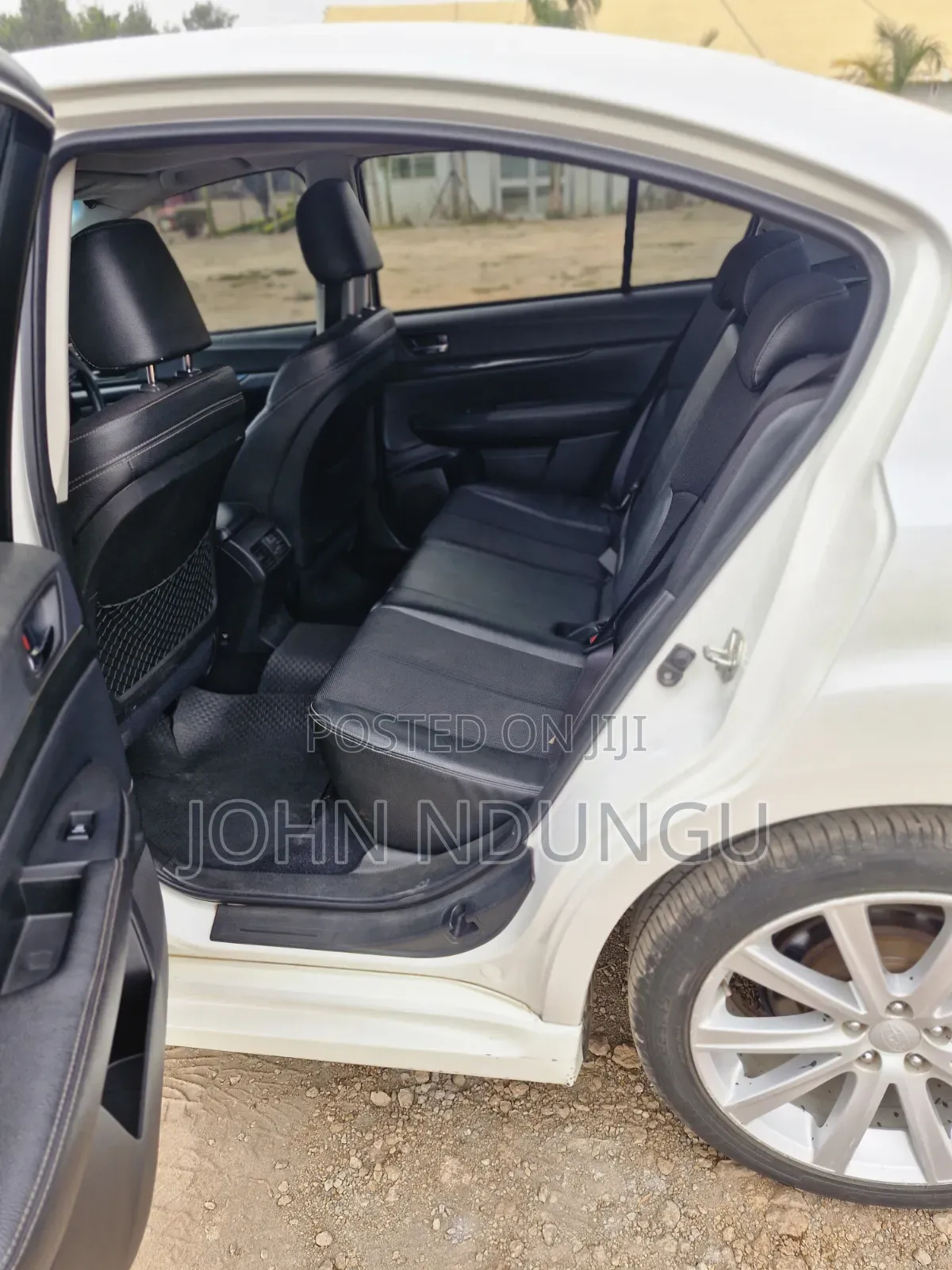 Subaru Legacy 2012 White