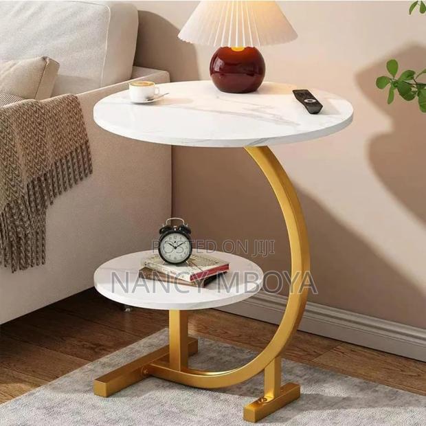 Round 2 in 1 Coffee/Laptop Table White Colour