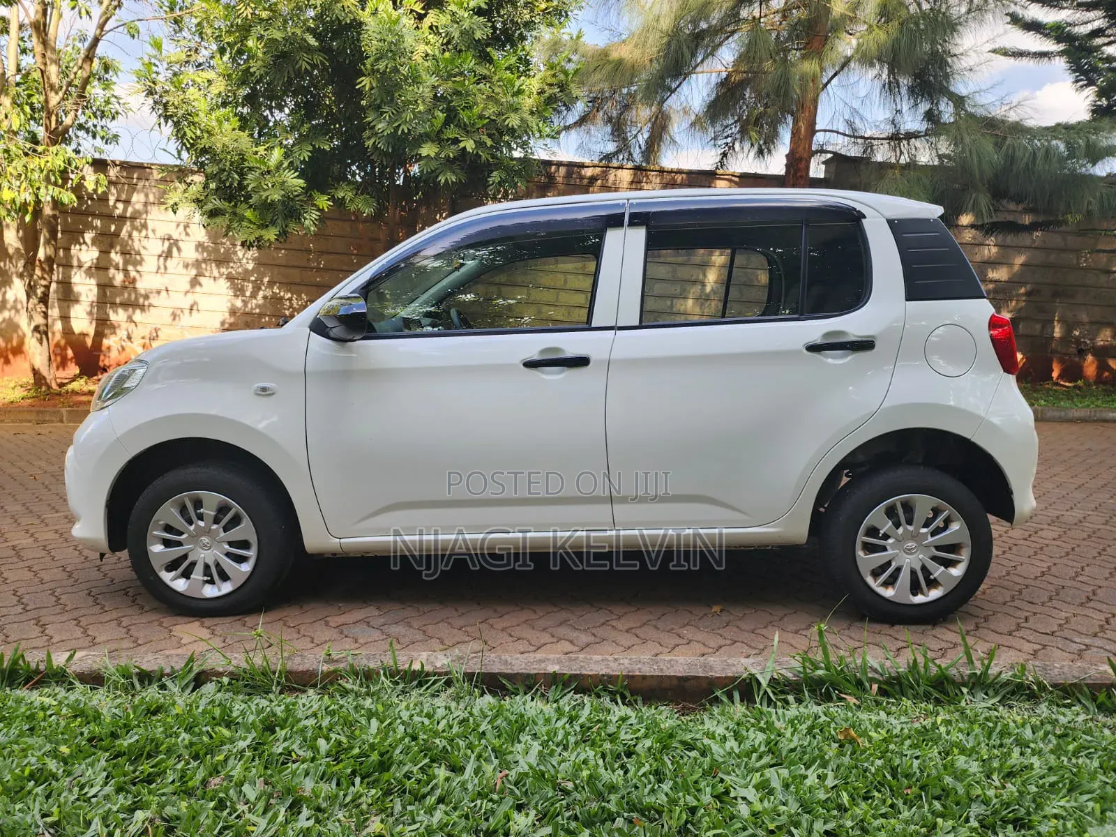 Toyota Passo 2018 White