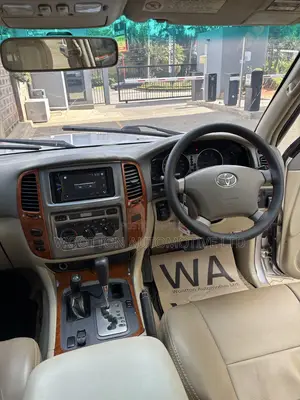 Toyota Land Cruiser 2002 Beige