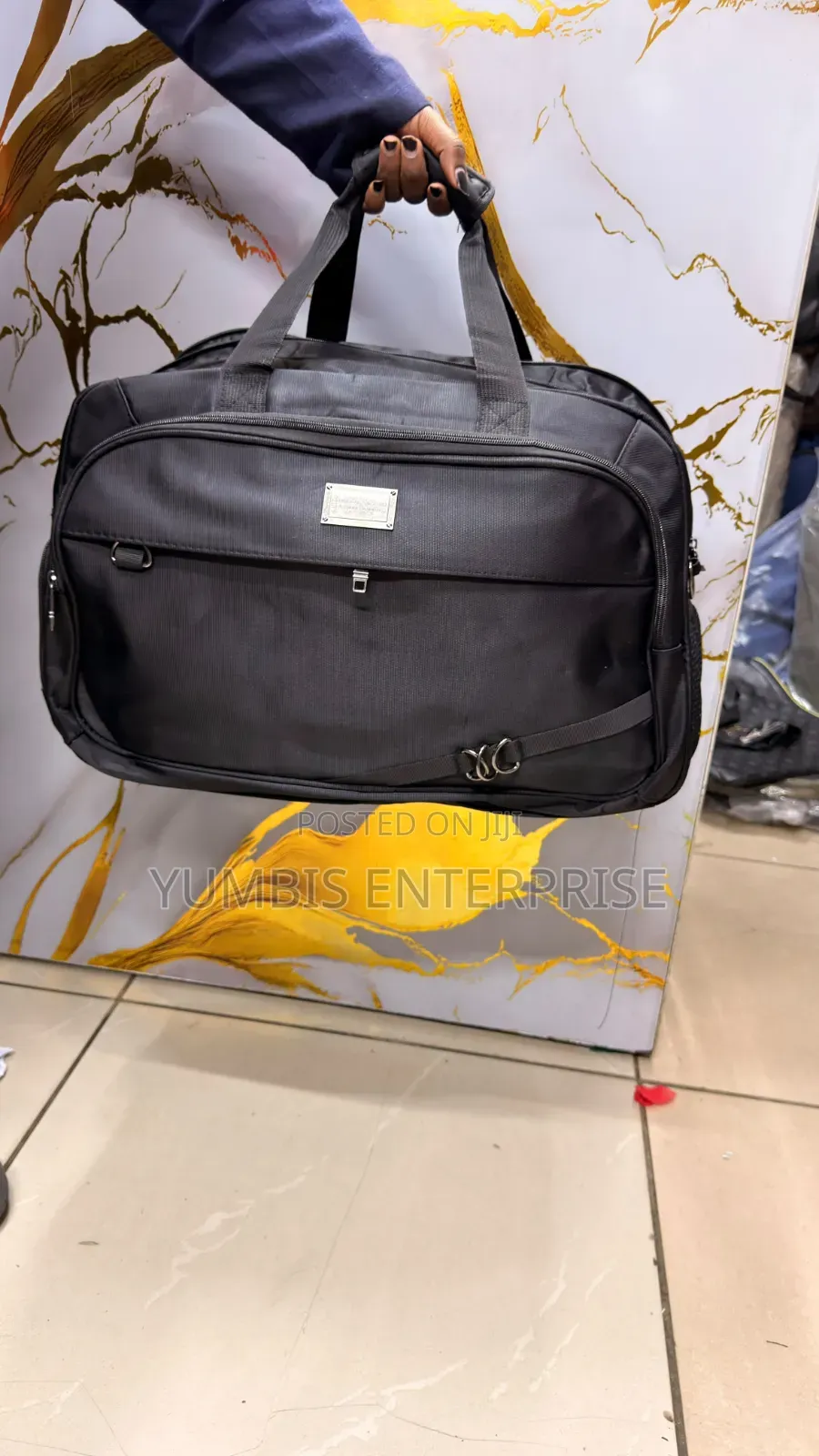 Black Medium Oxford Duffbags With a Shoe Compartment Expandable Zip