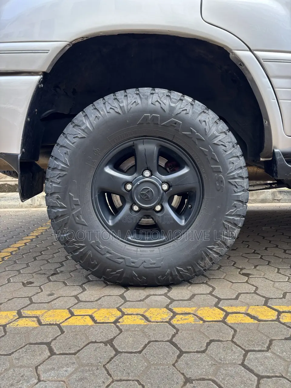 Toyota Land Cruiser 2002 Beige