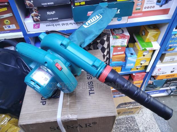 Total 650W Aspirator Blower - main view