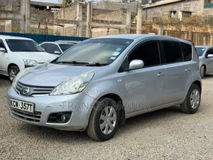Nissan Note 2012 Silver