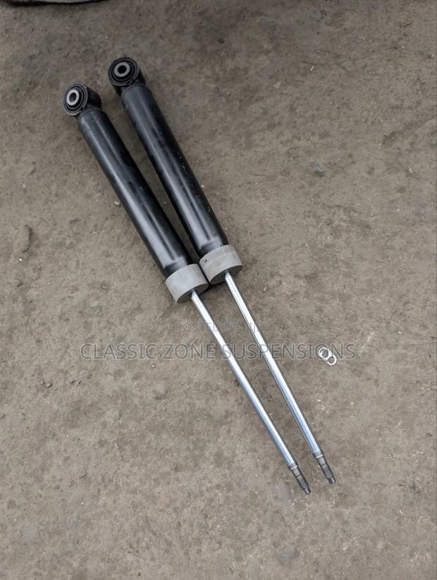 Volkswagen Golf Back Shocks - thumbnail 3
