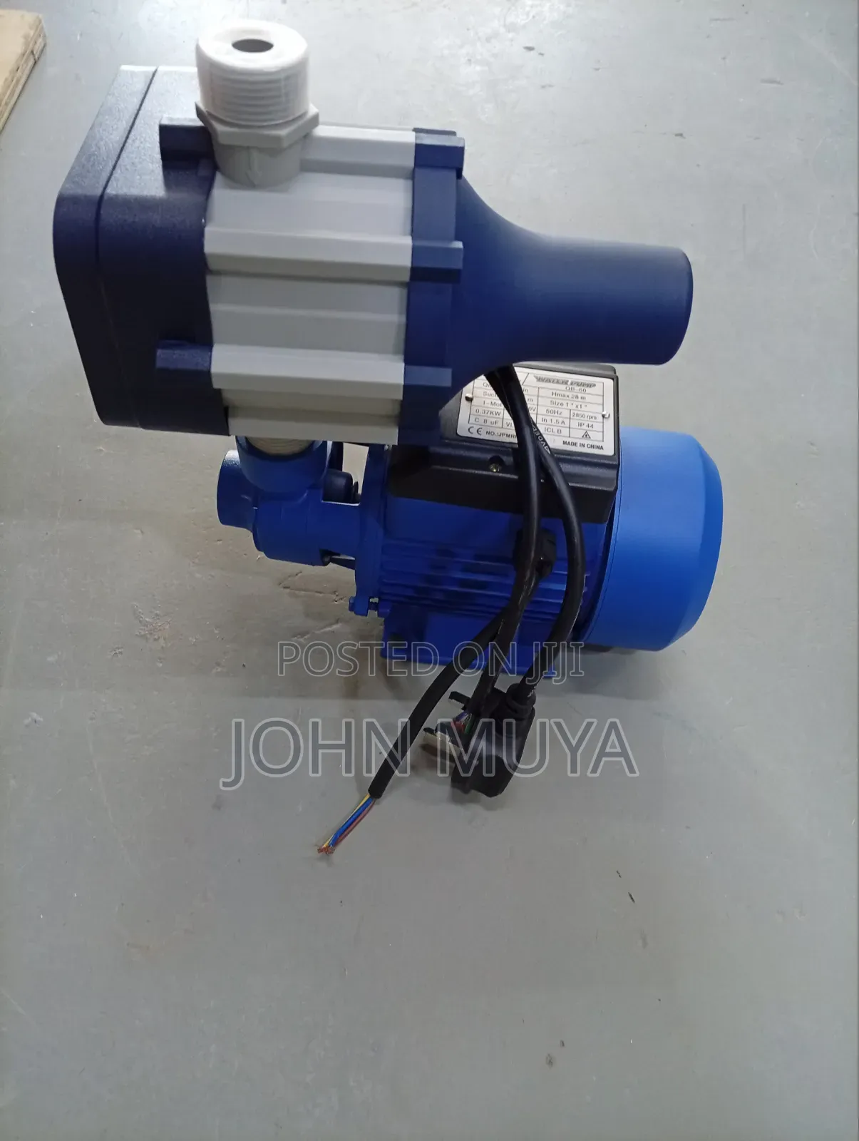 0.5Hp Single Phase Water Pump With a Floating Control Switch