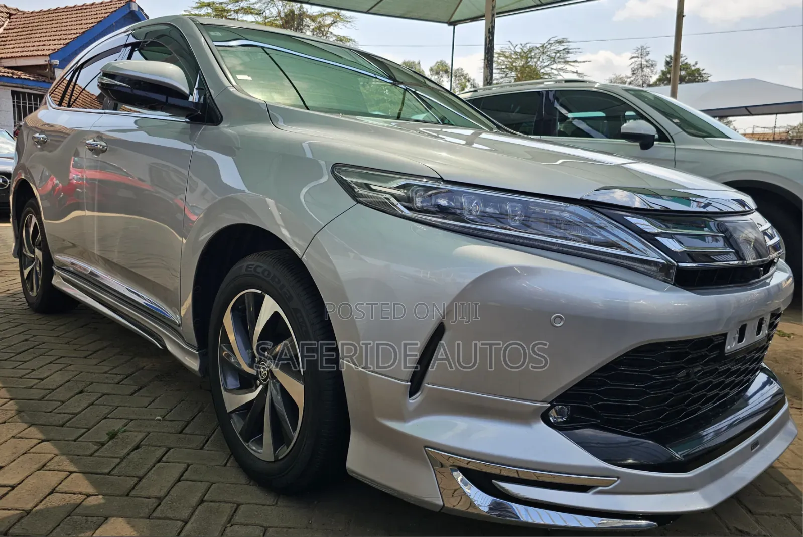Toyota Harrier 2019 Silver