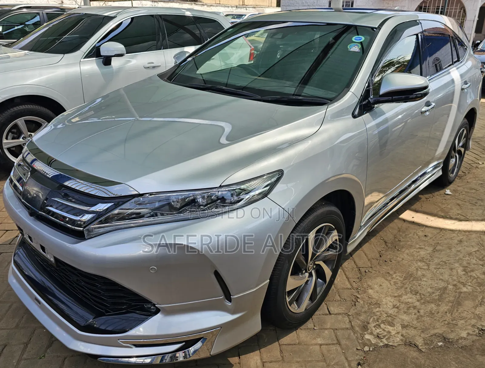 Toyota Harrier 2019 Silver