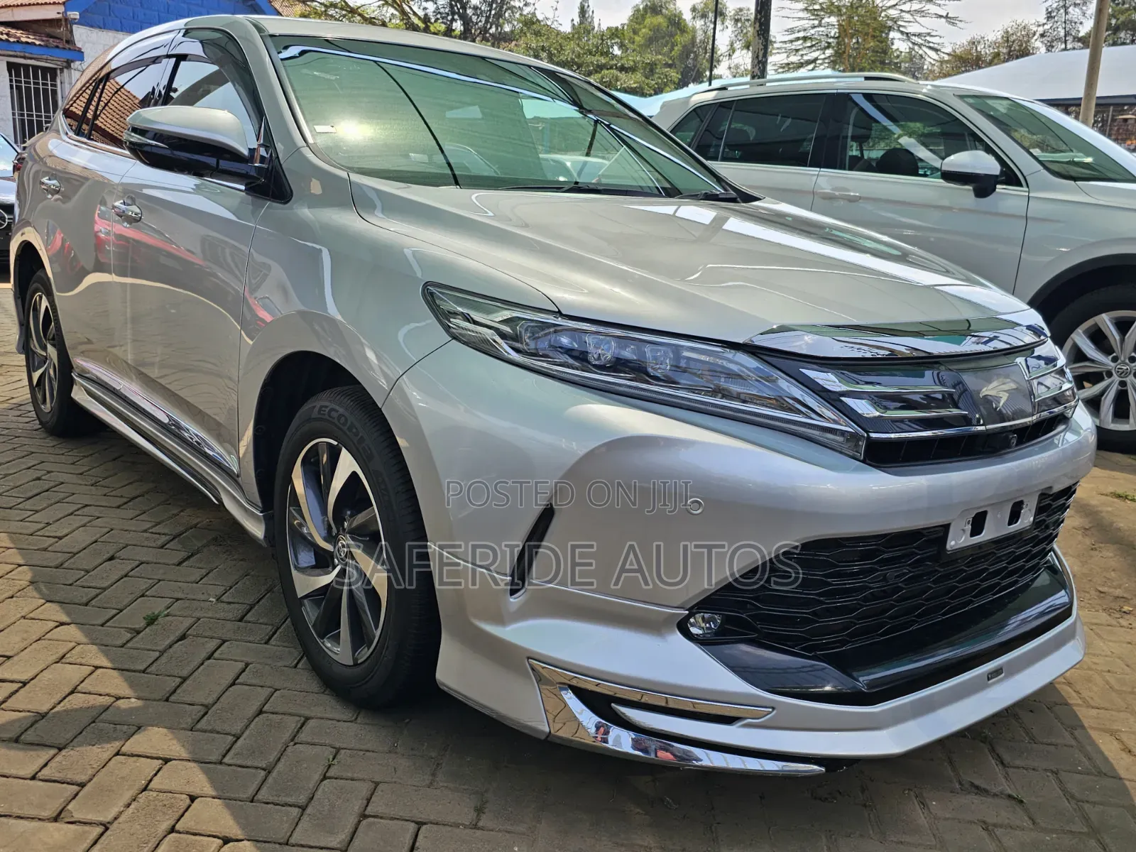 Toyota Harrier 2019 Silver