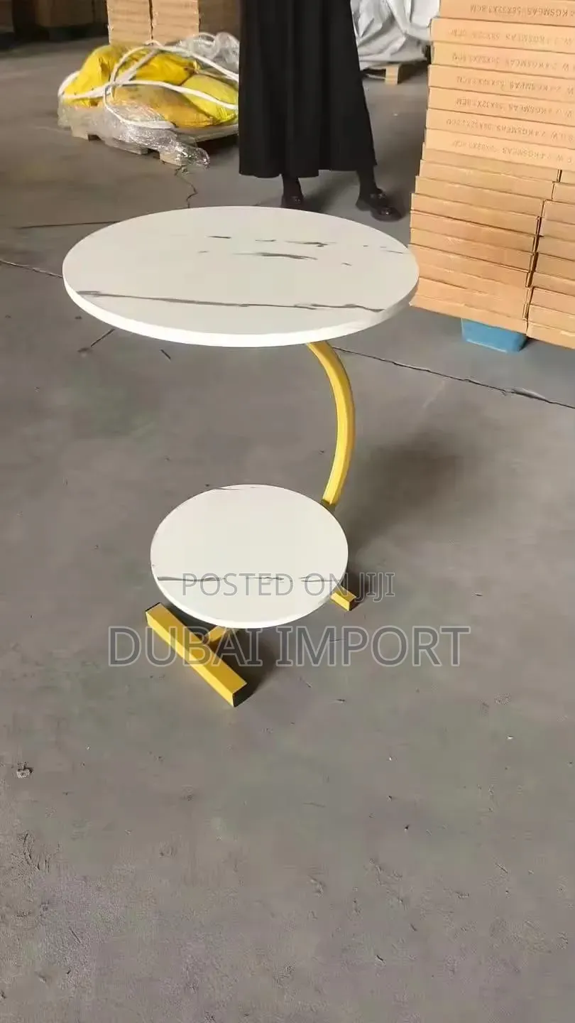 Round 2 in 1 Coffee/Laptop Table White Colour