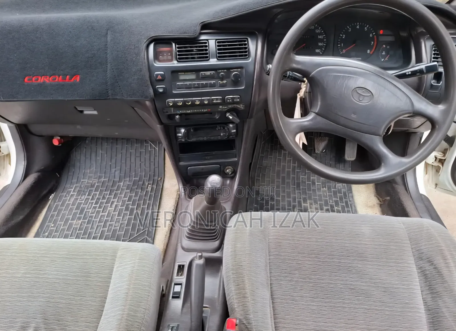 Toyota Corolla 1998 White
