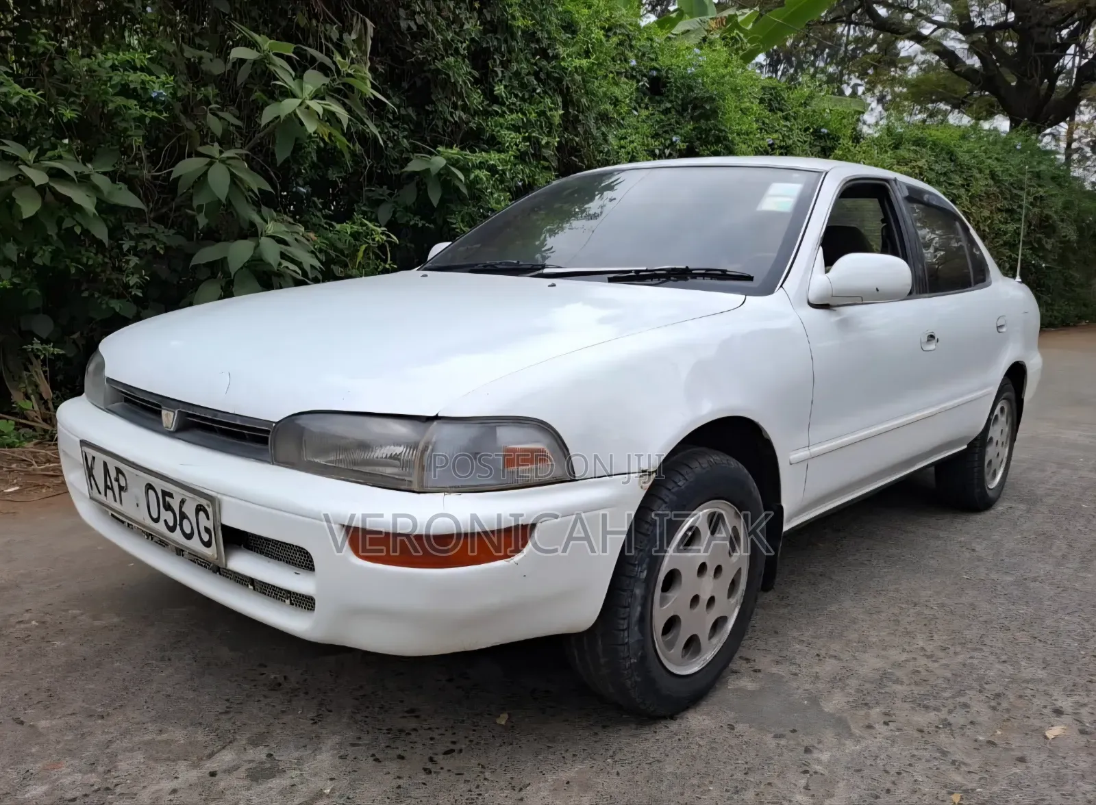 Toyota Corolla 1998 White