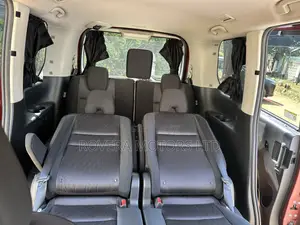 Nissan Serena 2019 Red