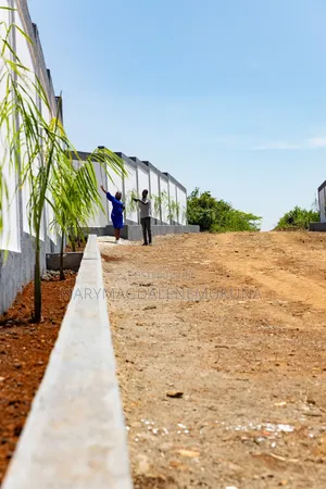 Wake Up to Spectacular Lake Victoria Views.