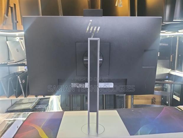 HP E243d Frameless With Web Cam and Full HD - thumbnail 2