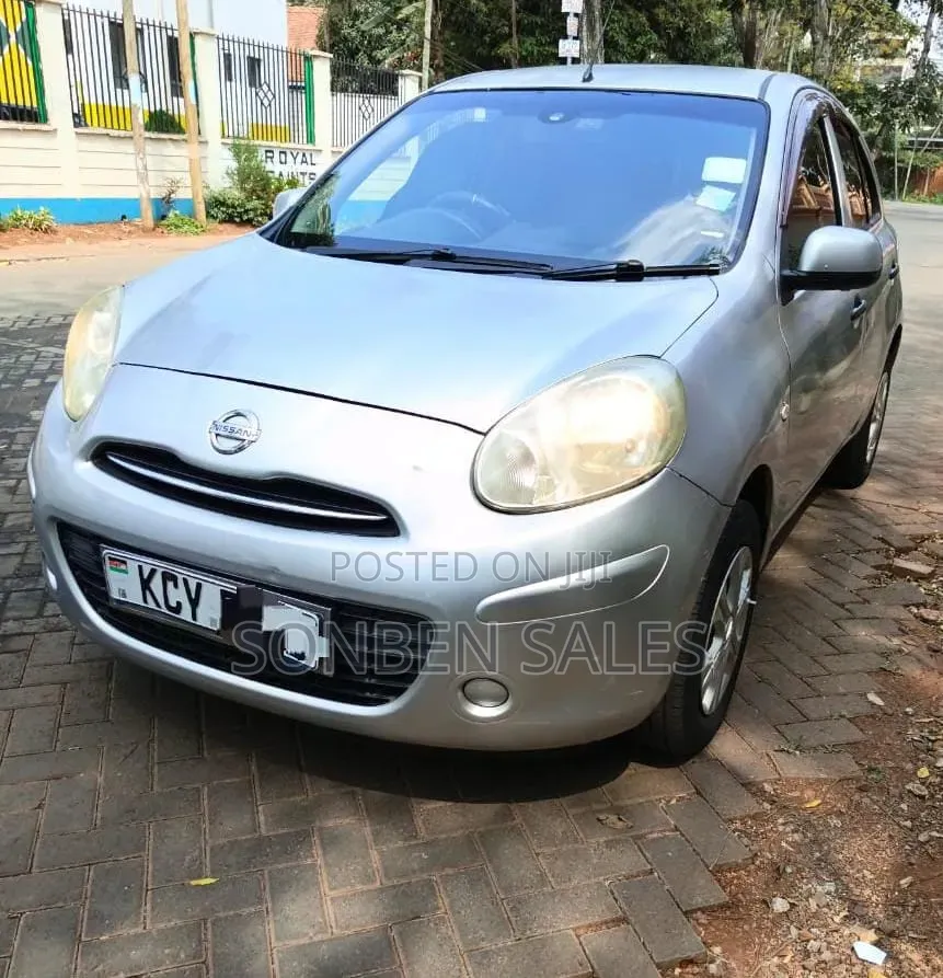 Nissan March 2013 Silver