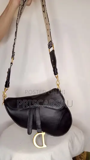 Christian Dior Thrifted Saddle Crossbody Bag