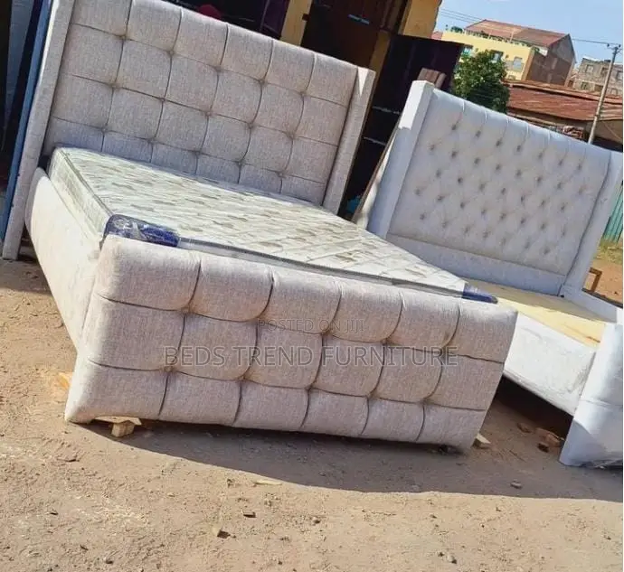 6x6 Chester Bed Beige Tufted Design