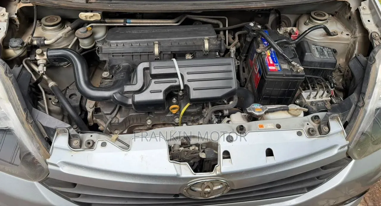 Toyota Pixis Epoch 2016 Silver