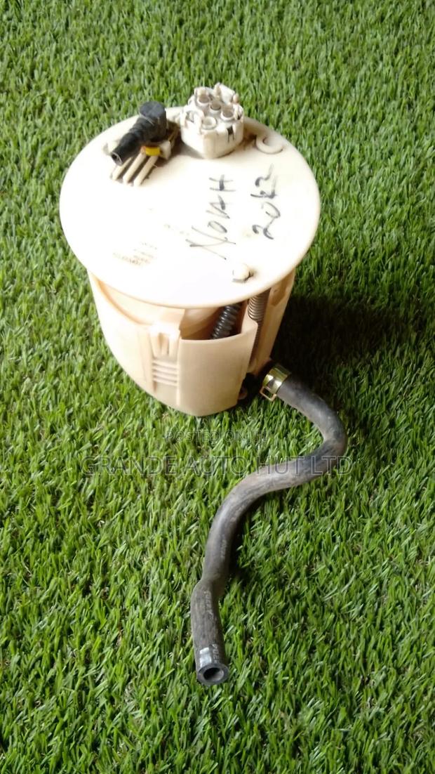 Toyota Noah Fuel Pump - thumbnail 3