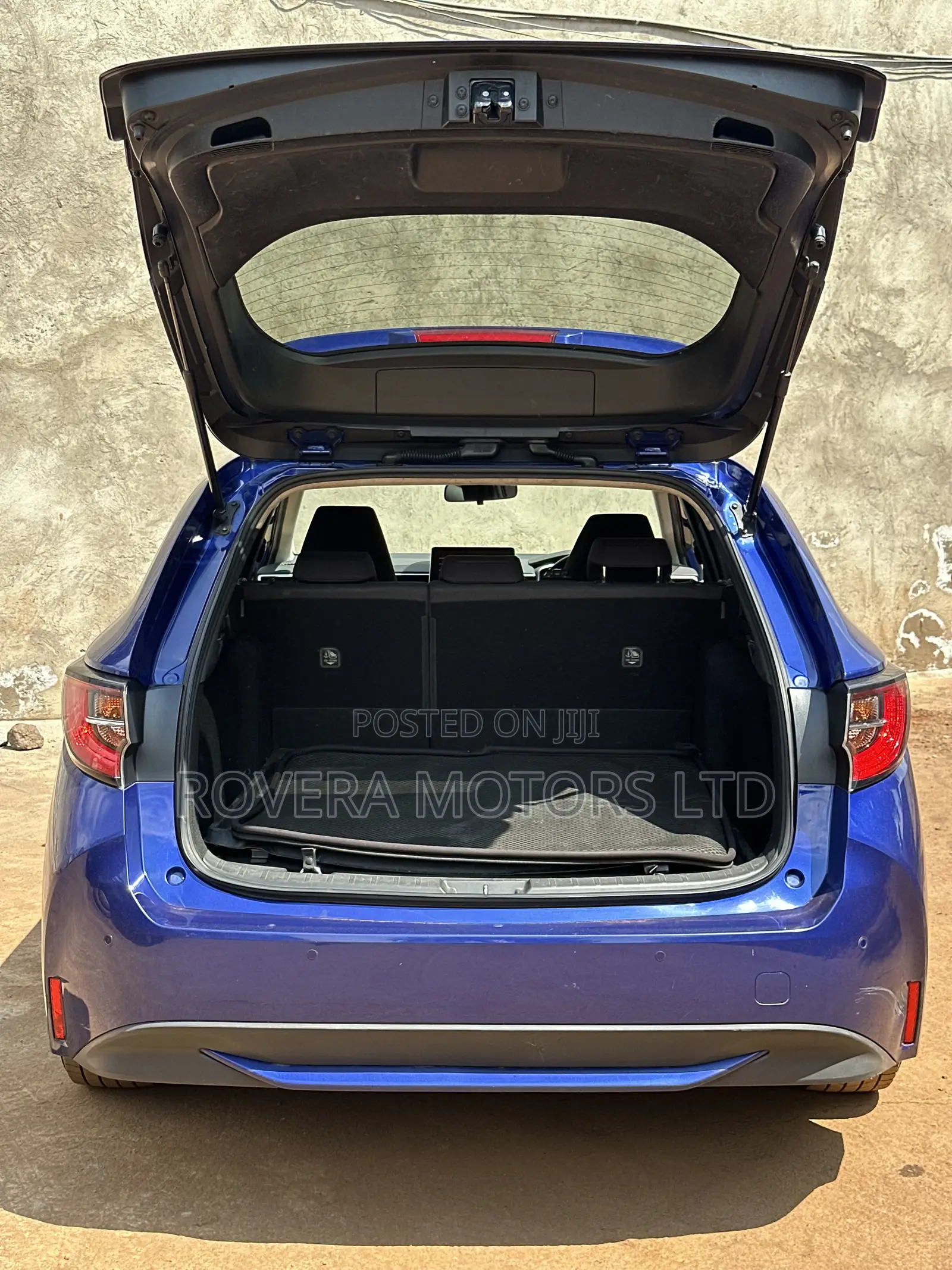 Toyota Corolla Touring 2019 Blue