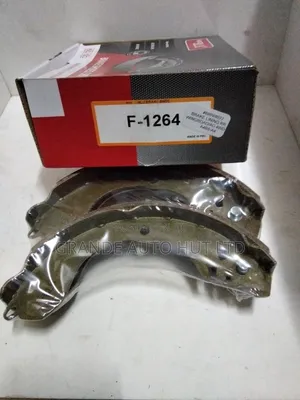 Rear Brake Lining Nissan Wingroad 4wd