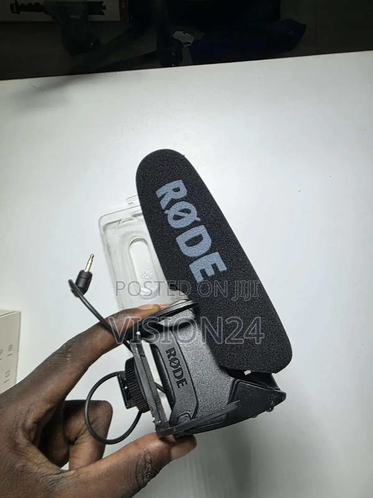 RØDE VideoMic Pro Professional Shotgun Camera Microphone