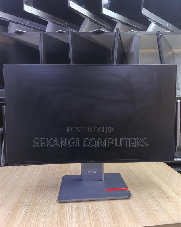 ThinkVision P27q-40 Monitor