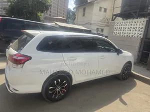 Toyota Corolla Fielder 2015 White