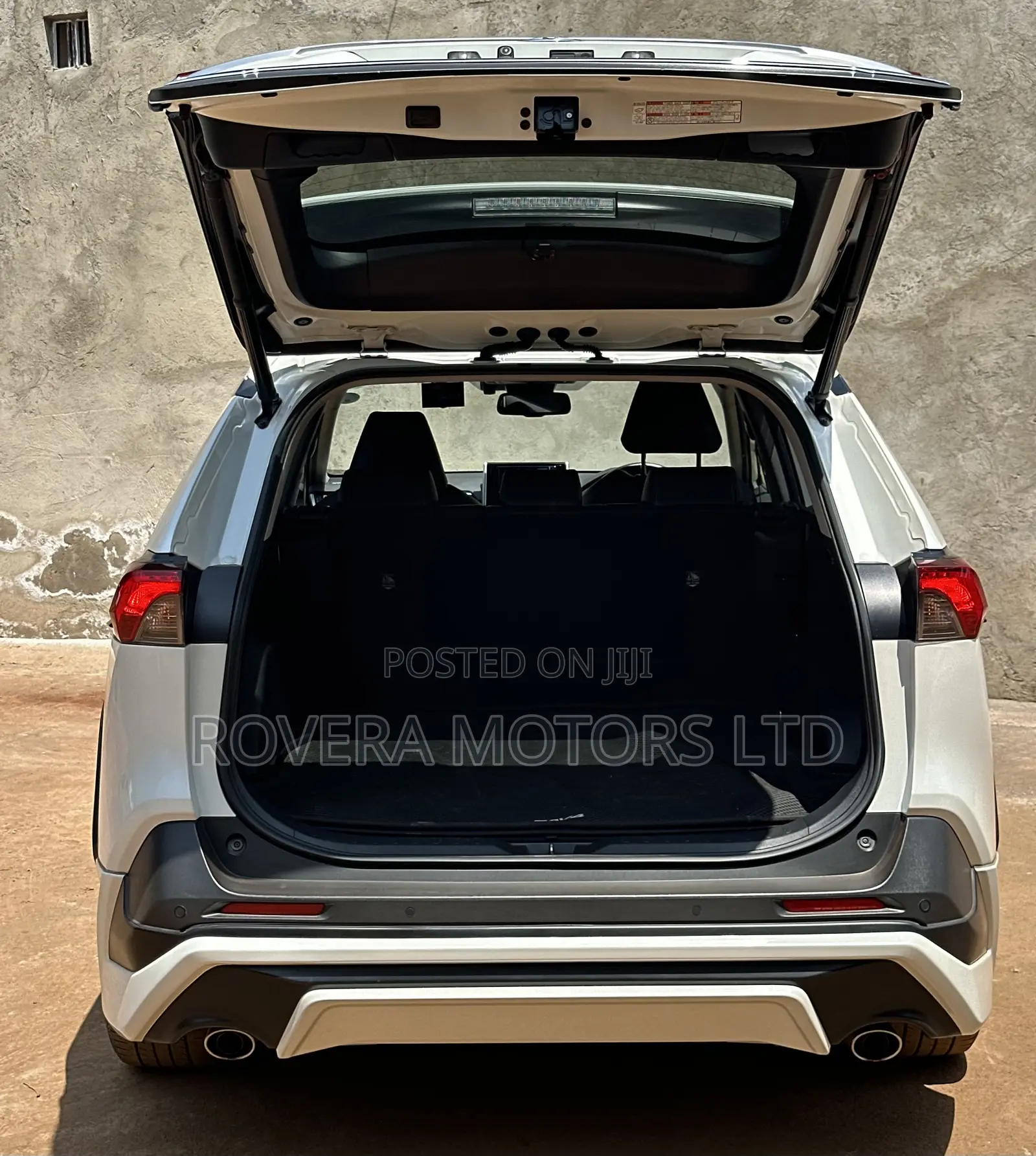 Toyota RAV4 2019 White