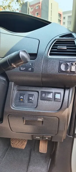 Nissan Serena 2016 White