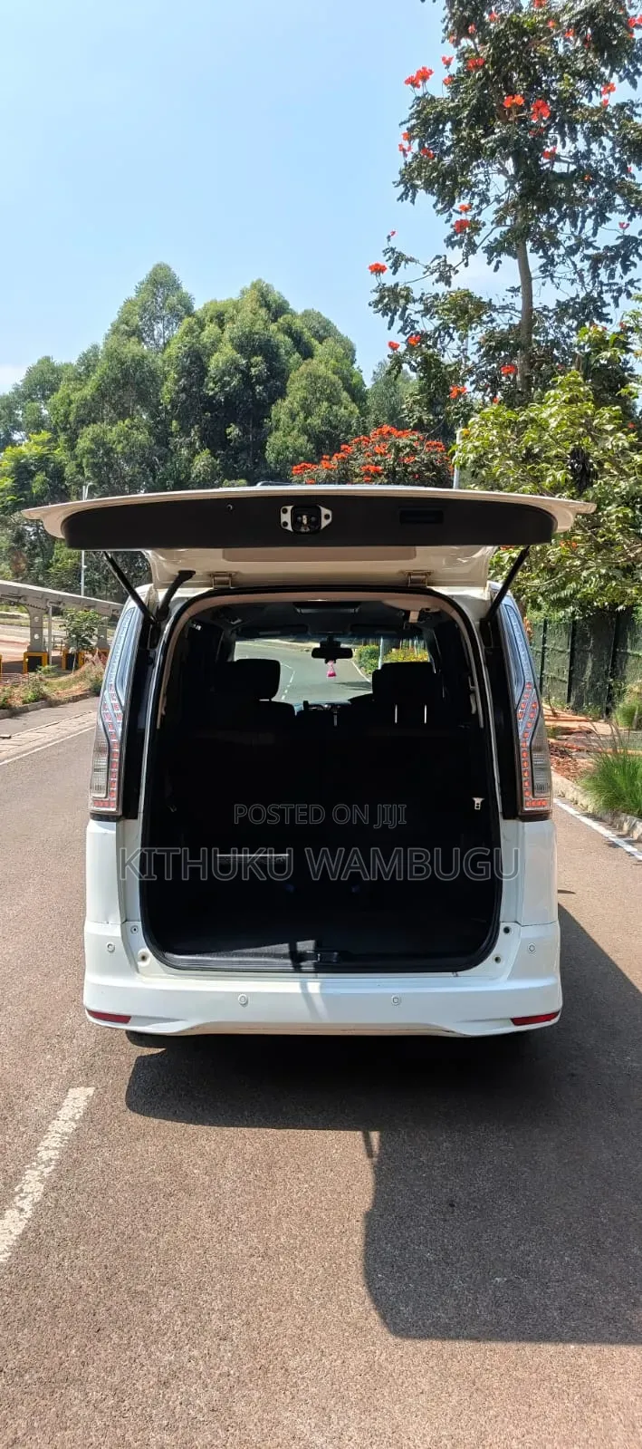 Nissan Serena 2016 White