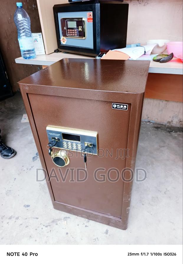 Safe Box 80kgs - thumbnail 4