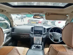 Toyota Land Cruiser 2008 Gray