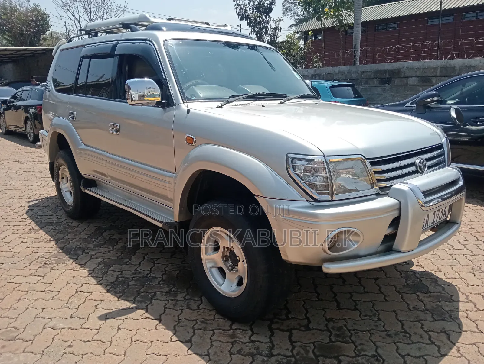 Toyota Land Cruiser Prado 2000 Silver