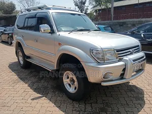Toyota Land Cruiser Prado 2000 Silver