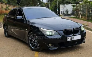 BMW 520i 2004 Black