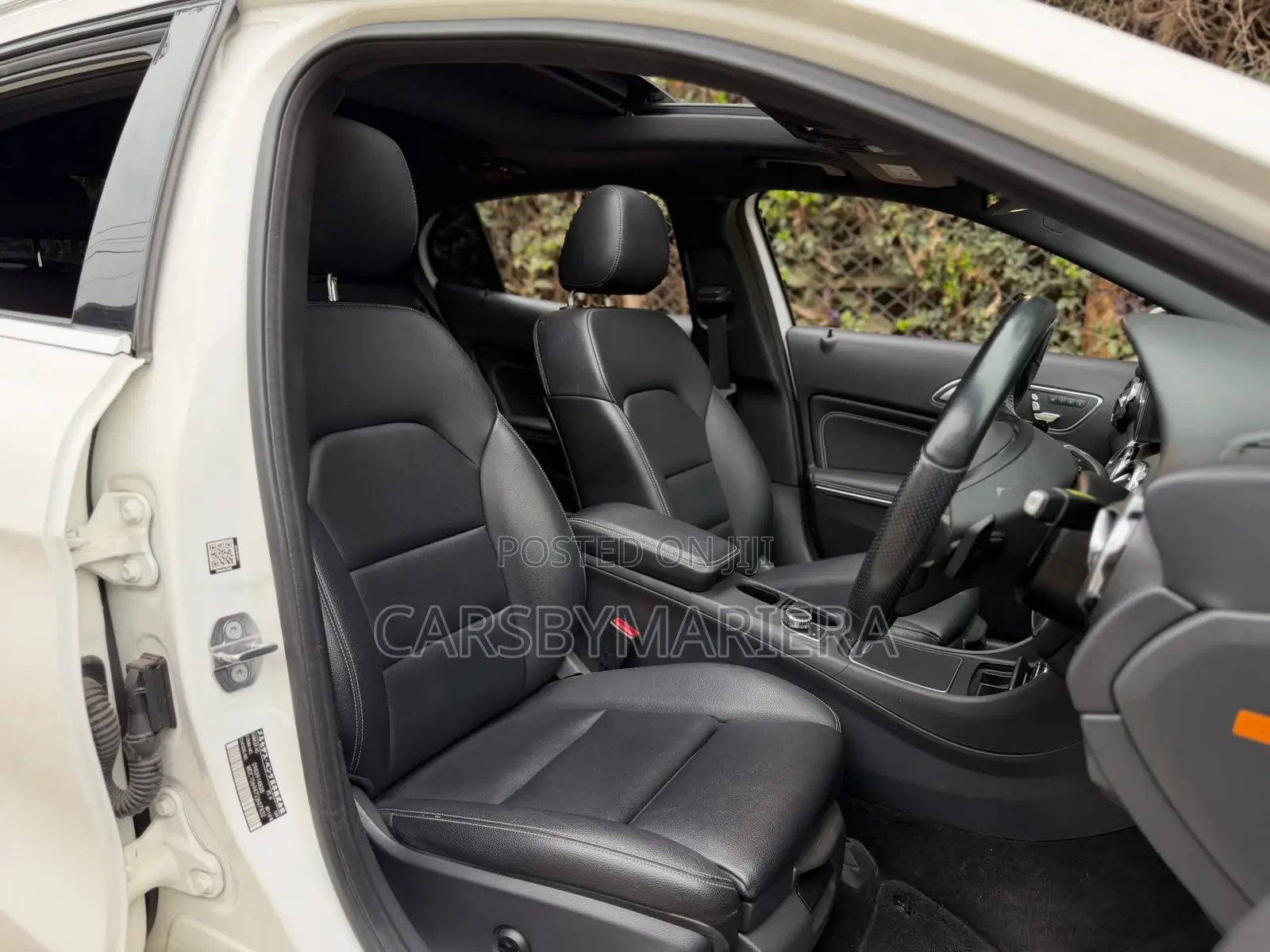 Mercedes-Benz GLA-Class 2019 White