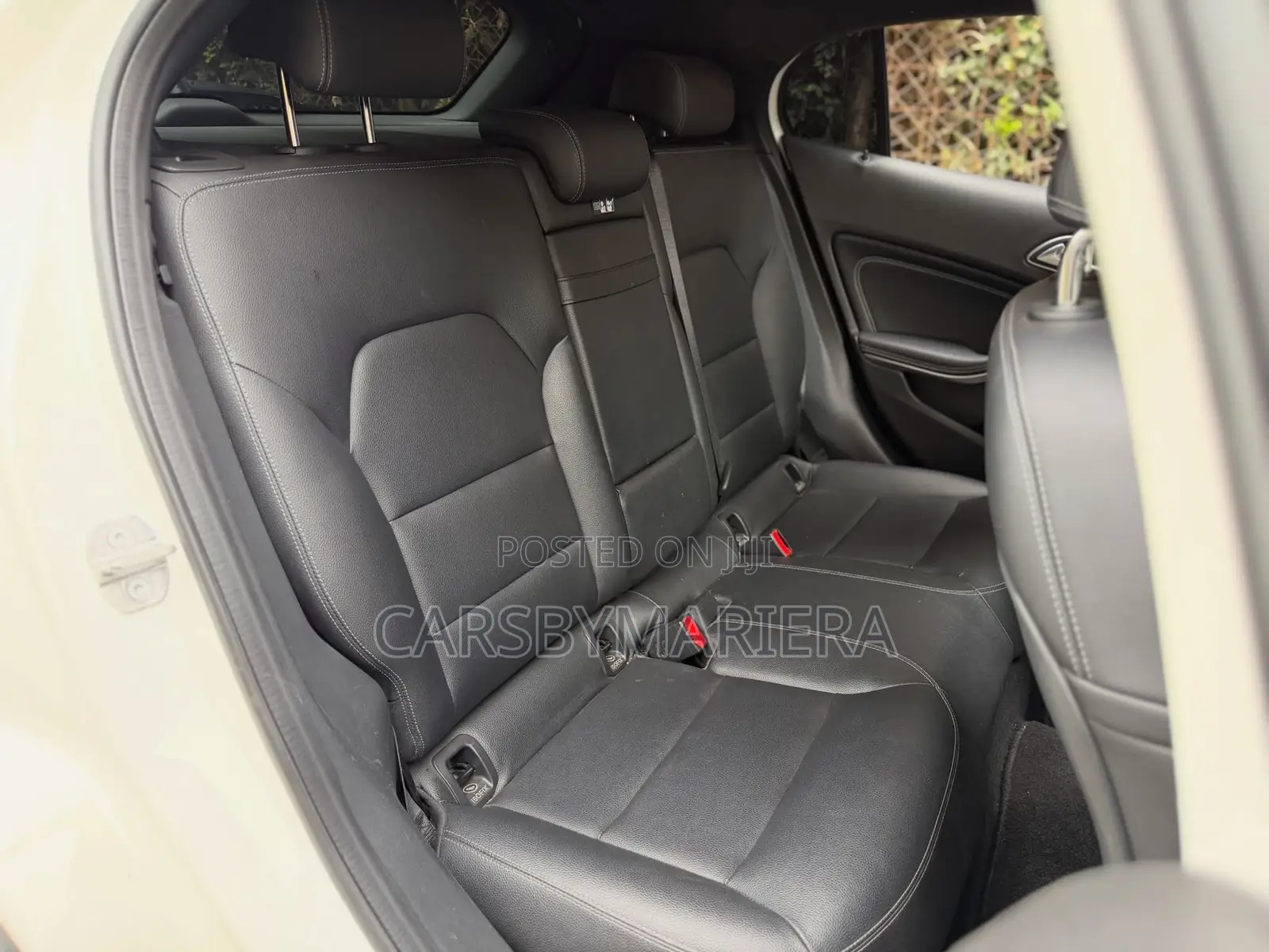 Mercedes-Benz GLA-Class 2019 White