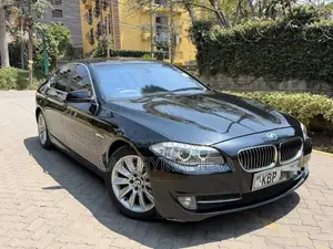 BMW 525i 2010 Black