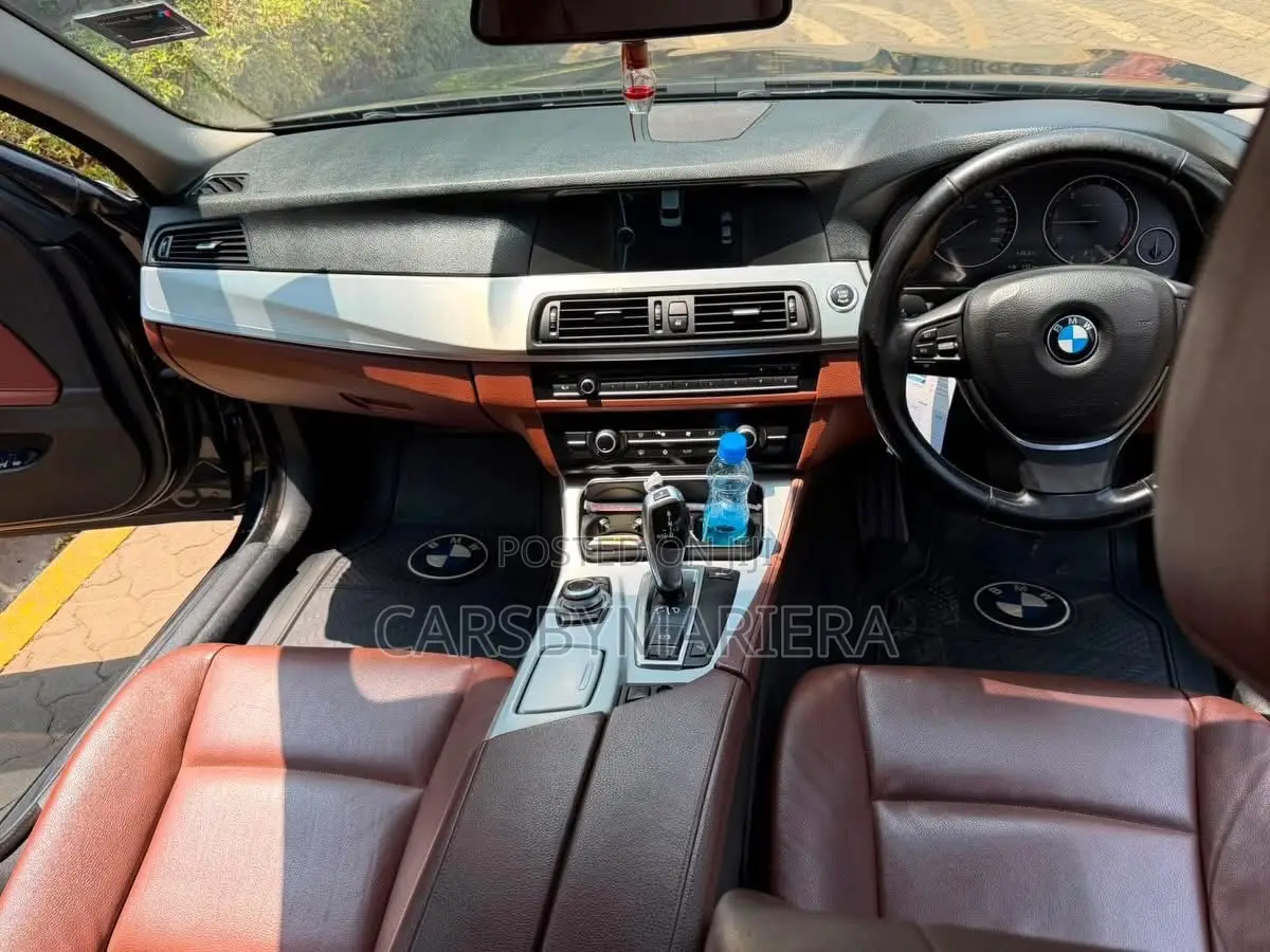 BMW 525i 2010 Black