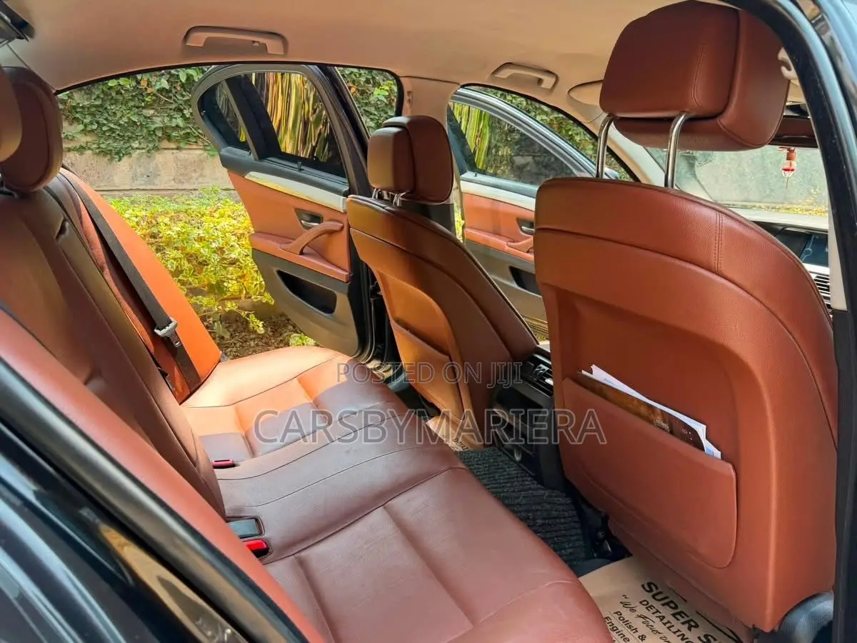 BMW 525i 2010 Black