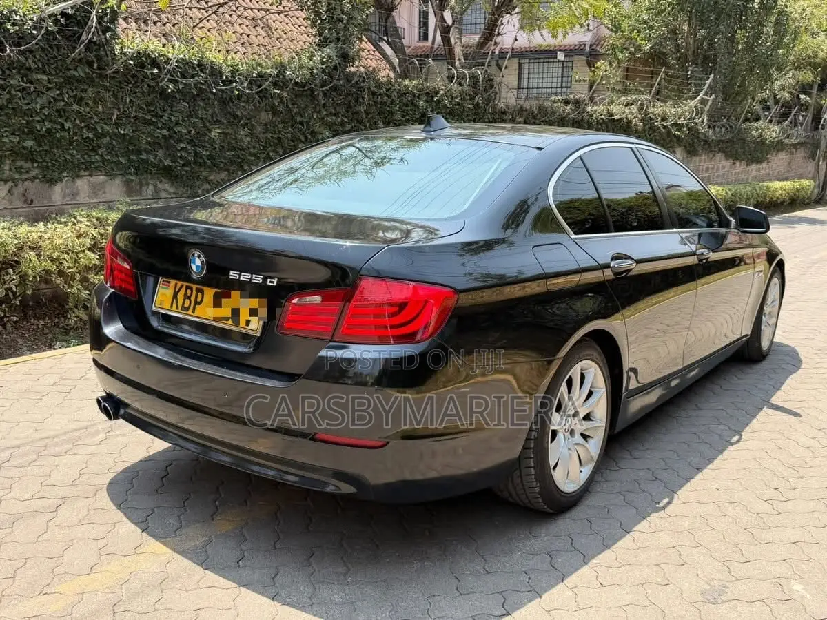 BMW 525i 2010 Black