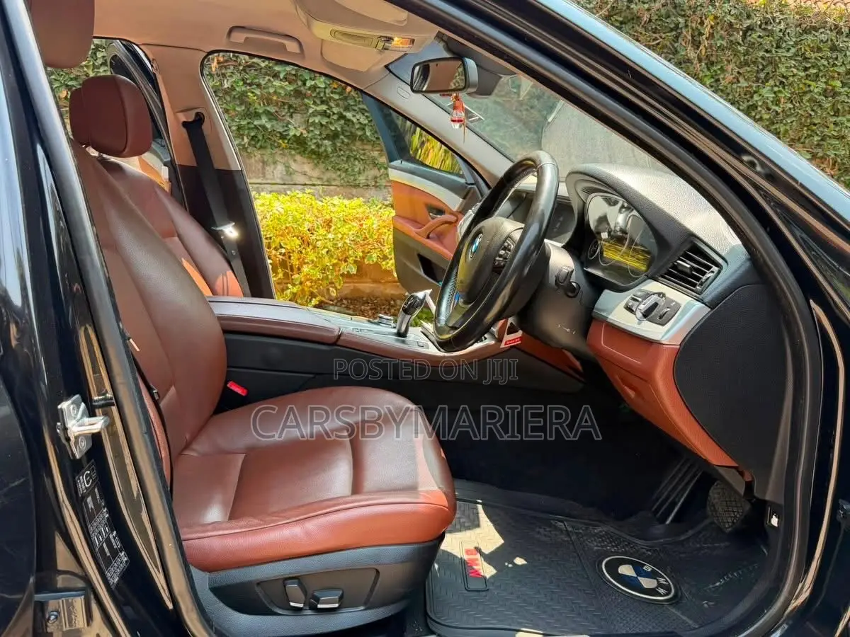 BMW 525i 2010 Black