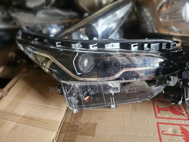 2020 Fortuner Headlight - thumbnail 2