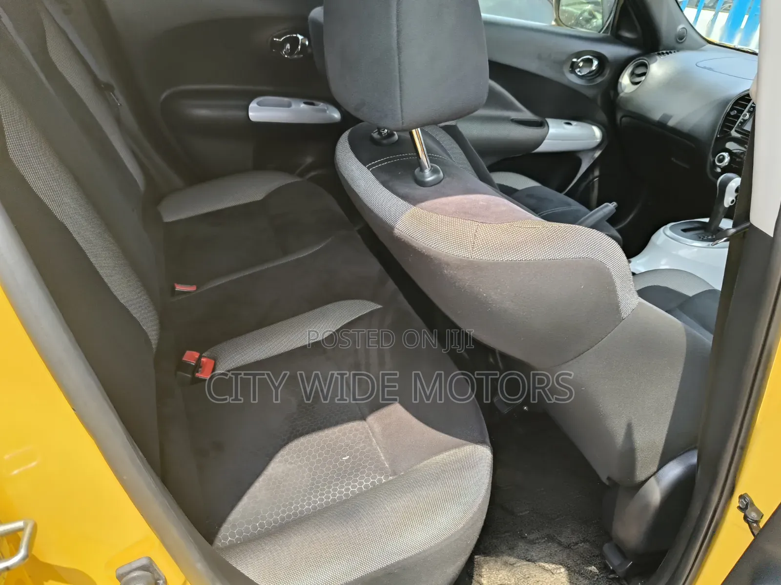 Nissan Juke 2018 Yellow