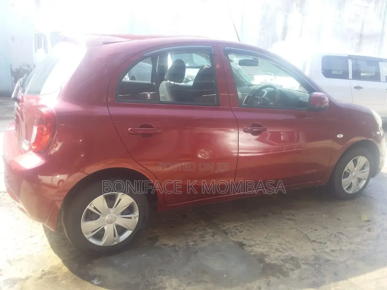 Nissan March 2017 Maroon