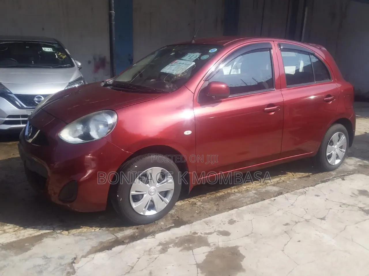 Nissan March 2017 Maroon